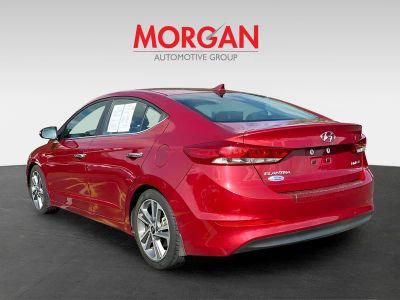 2017 Hyundai Elantra — detail view