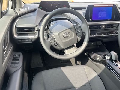 2026 Toyota Prius - Photo 4