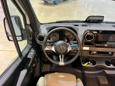 2026 Thor Motor Coach TRANQUILITY - Photo 3