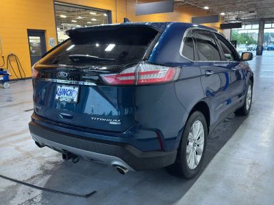 2020 Ford Edge — detail view