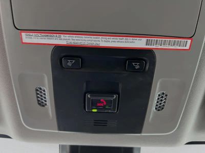 2023 Toyota Camry — photo 18 view