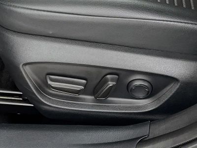 2023 Toyota Camry — photo 13 view