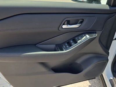 2026 Nissan Rogue — photo 18 view