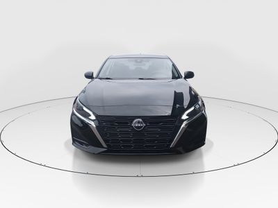2024 Nissan Altima - Photo 2