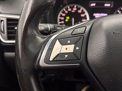 2018 INFINITI QX30 - Photo 16