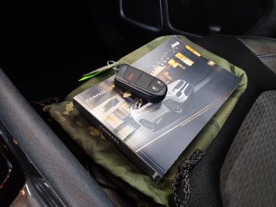 2024 Jeep Compass — photo 20 view