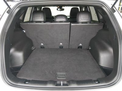 2024 Jeep Compass — photo 10 view