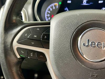 2019 Jeep Grand Cherokee — photo 16 view