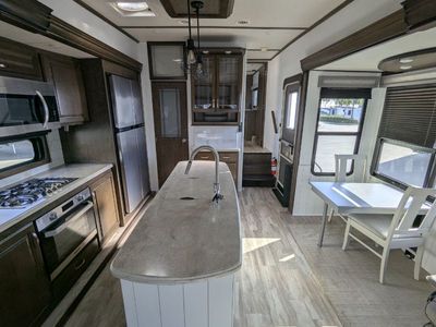 2019 Grand Design Solitude - Photo 17