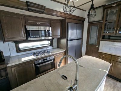 2019 Grand Design Solitude - Photo 29