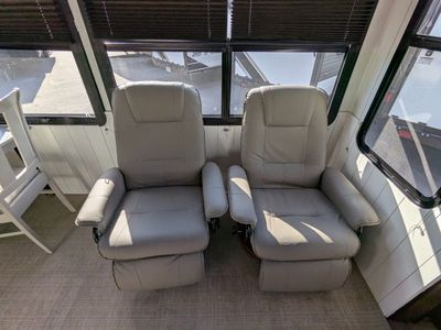 2019 Grand Design Solitude - Photo 10