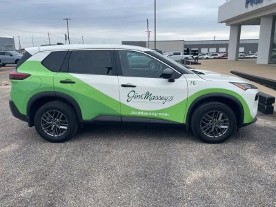 2023 Nissan Rogue - Photo 2