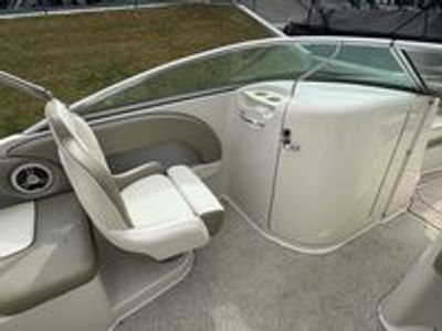 2007 Sea Ray 220 SD - Photo 11