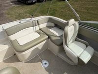 2007 Sea Ray 220 SD - Photo 12