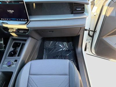 2026 Volkswagen Tiguan — photo 18 view