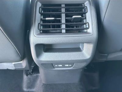 2026 Volkswagen Tiguan — photo 20 view