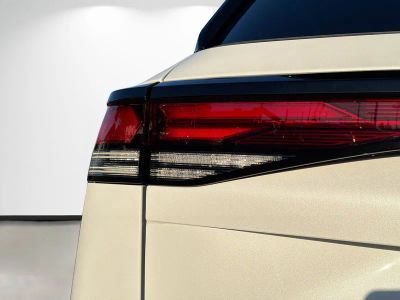 2026 Volkswagen Tiguan — photo 10 view