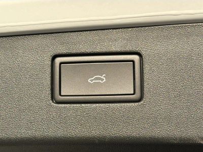 2026 Volkswagen Tiguan — photo 13 view