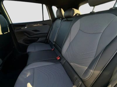 2026 Volkswagen Tiguan — photo 21 view