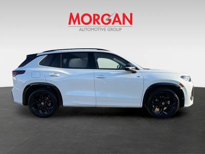 2026 Volkswagen Tiguan — side profile view