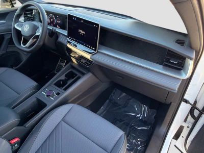 2026 Volkswagen Tiguan — photo 14 view