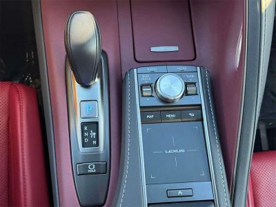 2022 Lexus LC - Photo 32