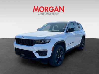 2025 Jeep Grand Cherokee — rear three-quarter view