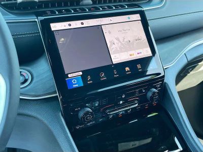 2025 Jeep Grand Cherokee — photo 15 view