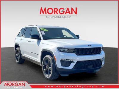 2025 Jeep Grand Cherokee Limited in White — front three-quarter view