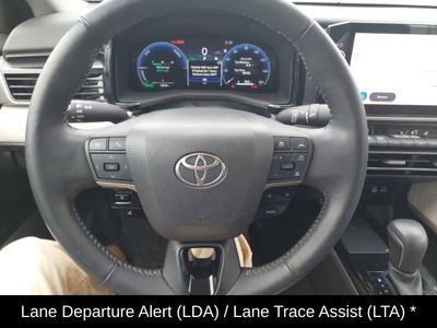2025 Toyota Camry XLE - Photo 19
