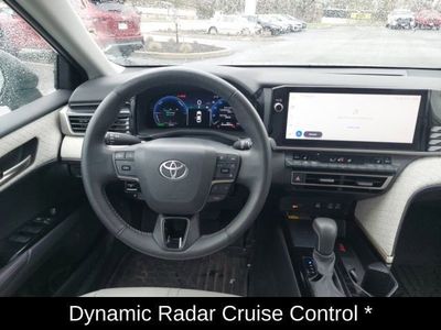 2025 Toyota Camry XLE - Photo 18