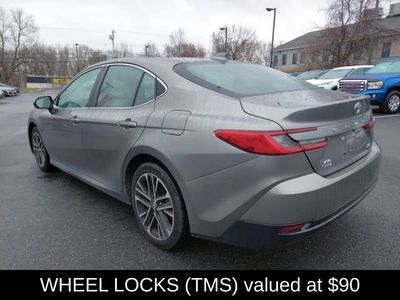 2025 Toyota Camry XLE - Photo 7