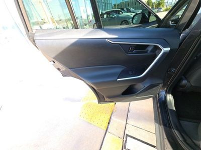 2025 Toyota RAV4 - Photo 22