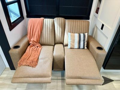 2026 Forest River RV Wildwood Heritage Glen LTZ — photo 15 view