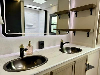 2026 Forest River RV Wildwood Heritage Glen LTZ — photo 47 view