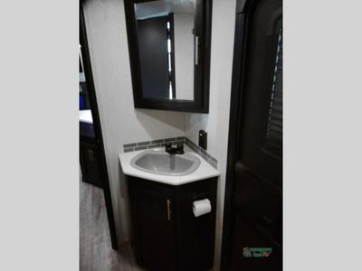 2021 Forest River RV Cherokee - Photo 33