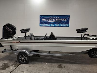 2024 Lowe Boats Legacy - Photo 4