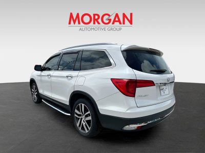 2018 Honda Pilot — engine compartment view