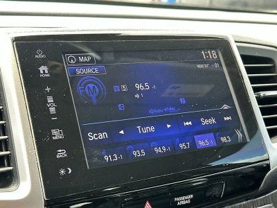 2018 Honda Pilot — photo 12 view