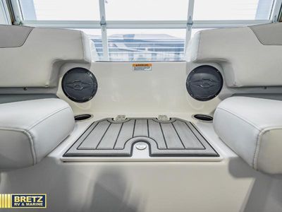 2025 Starcraft SVX OB - Photo 11