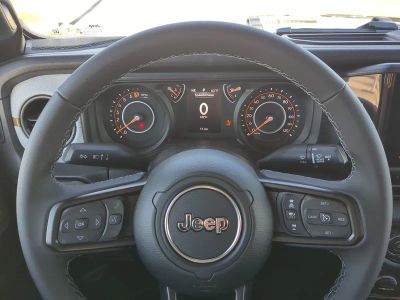 2026 Jeep Gladiator — photo 27 view