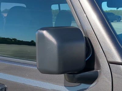 2026 Jeep Gladiator — photo 12 view