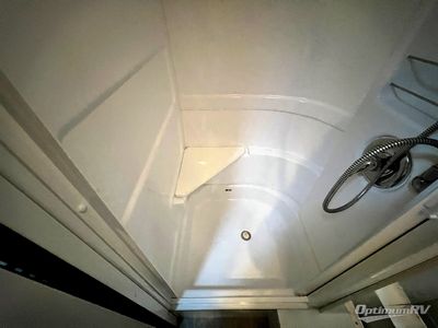 2022 Airstream Caravel - Photo 16