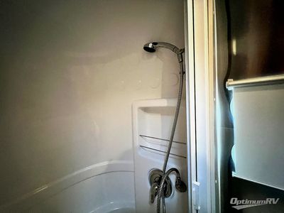 2022 Airstream Caravel - Photo 15