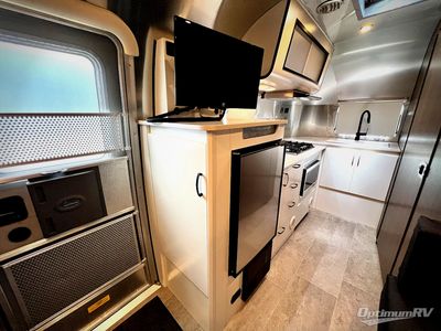 2022 Airstream Caravel - Photo 8