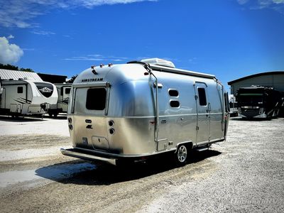 2022 Airstream Caravel - Photo 2