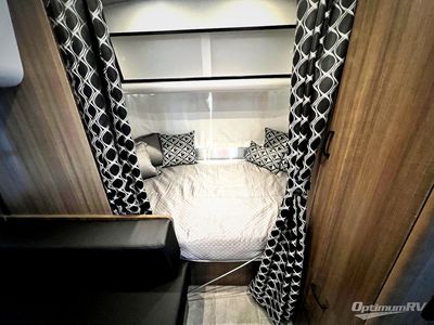2022 Airstream Caravel - Photo 6