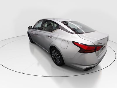 2023 Nissan Altima - Photo 5