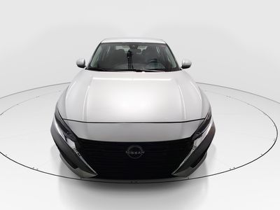 2023 Nissan Altima - Photo 2