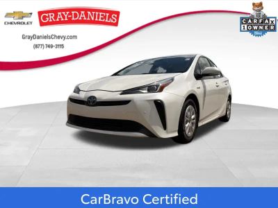 2019 Toyota Prius - Photo 1
